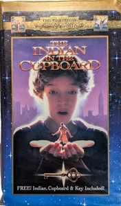 Indian In The Cupboard VHS  - Imagen 1 de 3