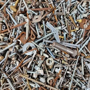 11 libbre Lotto sfusi assortiti dadi misti bulloni viti rondelle chiodi #14 - Foto 1 di 6