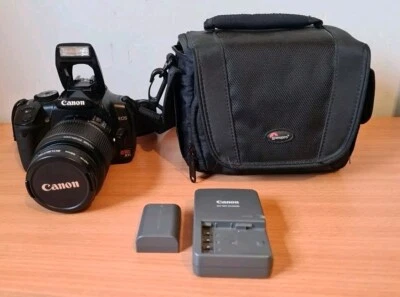 Canon 400D / Rebel XTi DSLR Camera 10.1MP With 18-55mm Lens, Battery & Charger - Image 1 of 4