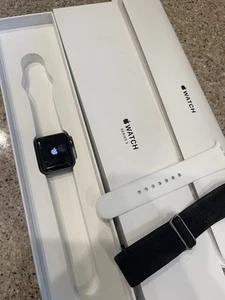 Apple Watch Series 3 - Zdjęcie 1 z 4