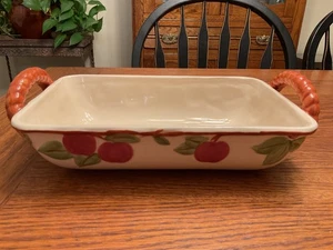 Cesta de pan de manzana franciscana (grupo Wedgwood) loza pintada a mano - Imagen 1 de 10