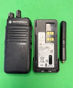 Motorola XPR3300e VHF 136-174mhz Radio AAH02JDC9VA1AN w/Battery - Zdjęcie 1 z 7