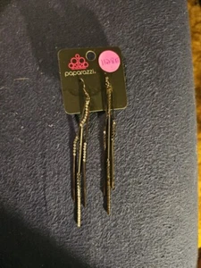 Paparazzi Silver & Rhinestone Dangle Earrings - Picture 1 of 1