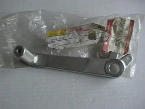GENUINE SUZUKI REAR BRAKE LEVER PEDAL 43110-17E00 GSXR600 92-93 GSXR750 92-95  - Picture 1 of 1