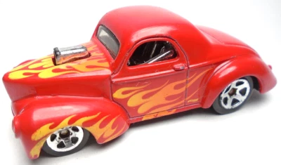 Hot Wheels '41 Willys 2019 rojo 1:64 fundido a presión 2 5/8" auto Hot Rod con Orange Flames Foto 1 de 4