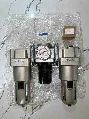 SMC AC50-N06-3Z Air Filter/Regulator/Lubricator Combo Assembly 1/2"NPT - Image 1 of 4