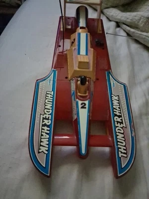 Thunder Hawk Battery Operated Twin Screw Speedboat With Remote Control 9V,1.5 DC - Image 1 of 4