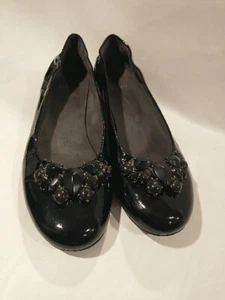 STUART WEITZMAN Womens Black Stone Embellished Jeweled Pearls Shoes Sz 9.5M $295 - Picture 1 of 10