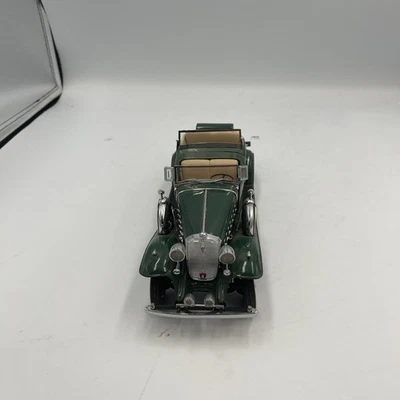 Cadillac V-16 Sport Phaeton 1932 Franklin Mint - escala 1:24 diecast - verde Foto 1 de 4