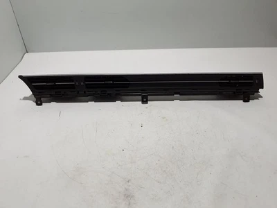 Audi A6 S6 C8 4K 2021 Centre Air Vent Vent Air Nozzle Centre - Image 1 of 3