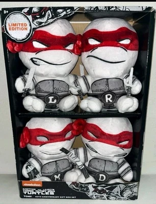 TMNT 40 ANIVERSARIO PELUCHE PAQUETE DE 4 EDICIÓN LIMITADA TEAM MOCCHI MOCCHI  Foto 1 de 2
