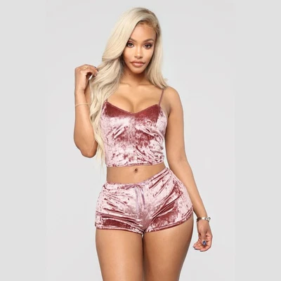 Ropa interior Pijamas Ropa de dormir Conjunto de terciopelo Camisón Lencería sexy Mujeres Babydoll Foto 1 de 4