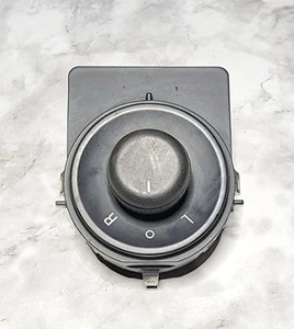 2010-2019 GM Encore Malibu Trax Lacrosse Front Left Door Mirror Switch 25872074 - Bild 1 von 6