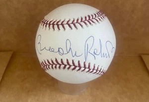 BROOKS ROBINSON ORIOLES SIGNED AUTOGRAPHED M.L. BASEBALL BECKETT AUTH - Picture 1 of 2
