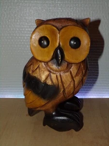 Hibou en bois sculpté - Photo 1/9