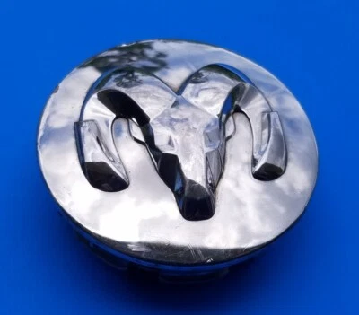 DODGE RAM 1500 DAKOTA DURANGO GRAND CARAVAN AVENGER (1) WHEEL HUBCAP CENTER OEM - Image 1 of 4