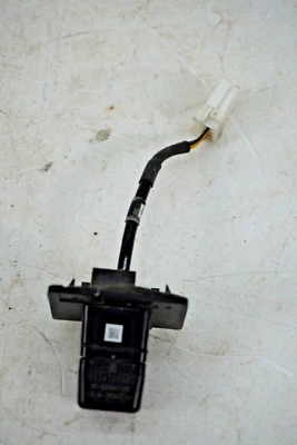 Камера помощи при парковке заднего вида 2017–2018 Subaru Forester 86267SG500 - Изображение 1 из 4