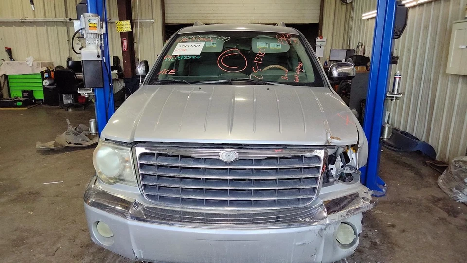 Passenger Right Sun Visor With Illumination Fits 06-09 DURANGO 1121942 - Image 1 of 4