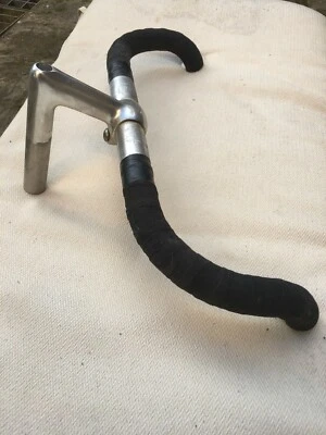 MANUBRIO e attacco  VINTAGE ***3ttt MOD.GRAN PRIX  modificato crono fixies - Immagine 1 di 4