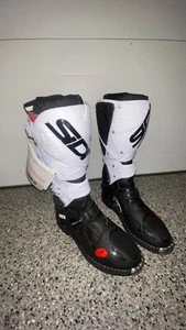 Sidi Crossfire 3 Mens Motocross Boots - Picture 1 of 7