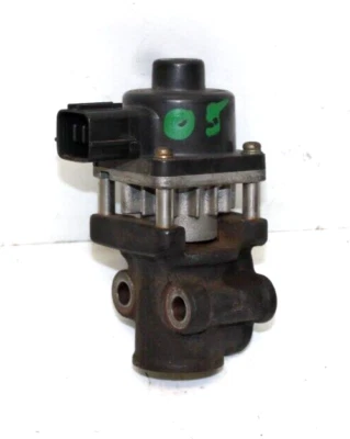 2005-06 SUBARU LEGACY OUTBACK CALI EGR VALVE ASMBLY OEM P/N 14710AA671 - Imagem 1 de 4