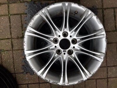 BMW 18" Estilo 135 Rueda Delantera 7896470 8Jx18 IS47 3 Serie Z4 E46 Weld - Imagen 1 de 4