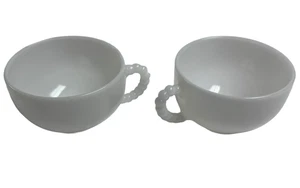 Vintage Milk Glass Cups Set of 2 Hazel Atlas Anchor Hocking Style - Picture 1 of 5