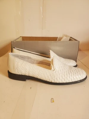 Mocasines Worthington para mujer tejidos de cuero blanco sin cordones 7M hechos en Brasil nuevos en caja Foto 1 de 4