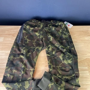 Nike Sportswear Tech Fleece Boys Camo Joggers XL Sweatpants FN9120-010 Youth - Picture 1 of 16