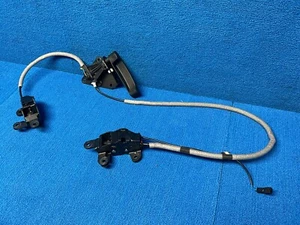 2007 - 2013 BMW X5 E70 REAR TAILGATE LOCK LATCH SET w/ RELEASE HANDLE OEM - Picture 1 of 15