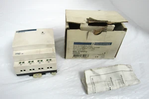 RELÉ INTELIGENTE CIEGO TELEMECANIQUE, MÓDULO DE RELOJ SR1-E101FU O85926 - Imagen 1 de 6