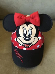 DISNEYLAND: Minnie Mouse Cap w/ Ears & Minnie Signature, Personalized: SOPHIA - Picture 1 of 6