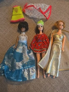 Lot of Vintage Topper Dawn Dolls Dolls And Outfit, Gowns - Picture 1 of 22