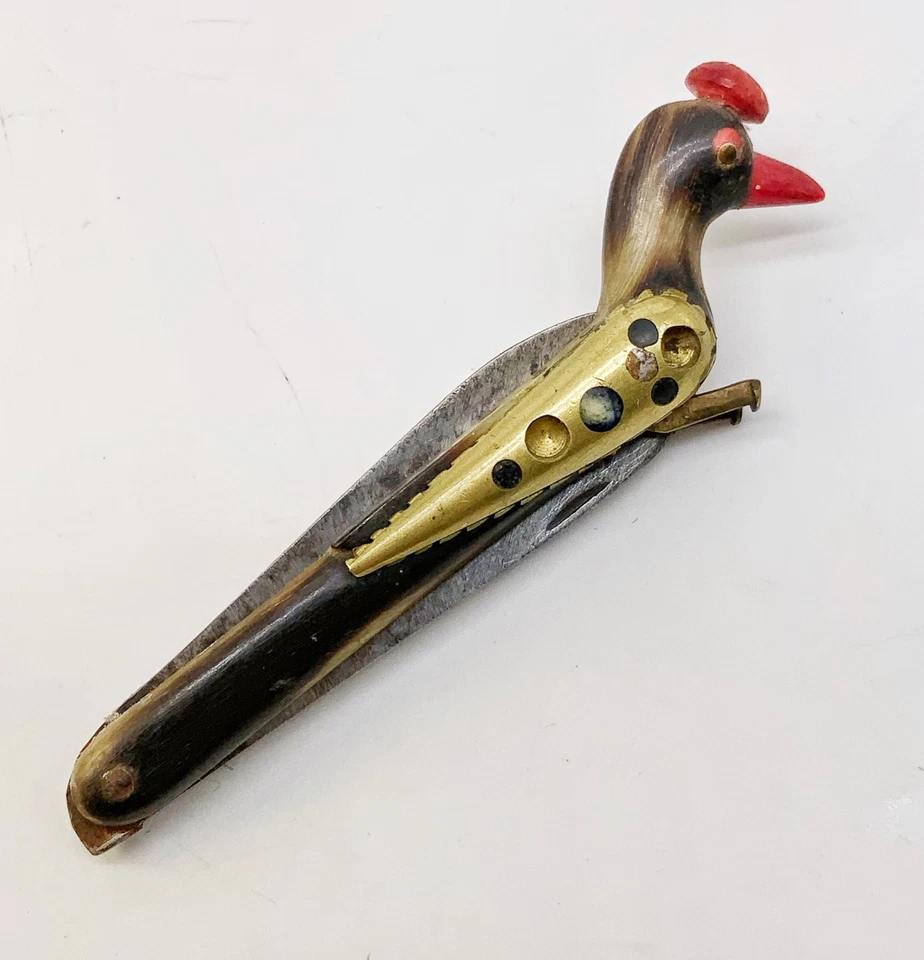 Navaja de bolsillo antigua Jezzine Líbano figura pájaro cuerno con joyas Foto 1 de 4