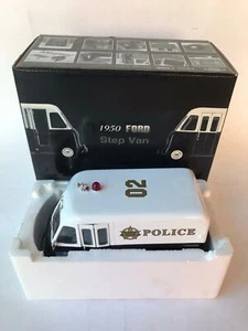 Tins Metal Ford Step Van Police 1950 1/24 79202 - Imagen 1 de 2