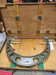 Mitutoyo 103-196 A 103 Series 18 to 19" Mechanical Outside Micrometer - Picture 1 of 5
