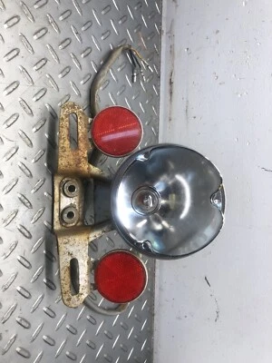 Lanterna traseira Yamaha RD125 1974  - Imagem 1 de 4