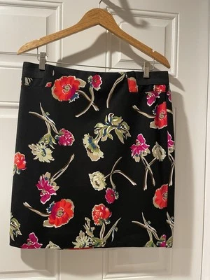 Mujer Lord & Taylor Falda Floral, Talla L, Hermosa Amapola Floral Sobre Negro Foto 1 de 4