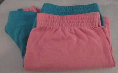 2 pares de pantalones cortos de salón de pijama de algodón y poliéster descoloridos Glory para niñas talla grande 10/12 Foto 1 de 4