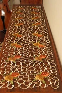 Elegantly embroidered top quality table runners for furniture and home deco - Picture 1 of 2