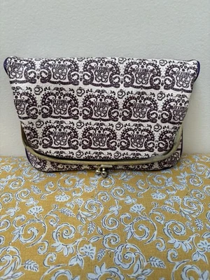 Vintage Vinyl Brocade Fold Over Kisslock Clutch - Image 1 of 4