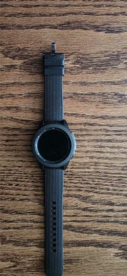 Samsung Galaxy 4G 42mm SM-R815FZKABTU Smart Watch - Black - Image 1 of 2