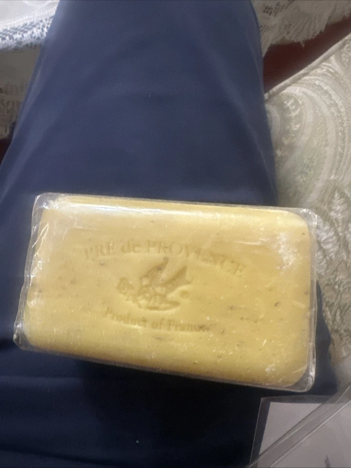 Pre de Provence LEMONGRASS 150 Gram French Soap Bath Shower Bar Shea Butter - Image 1 of 1
