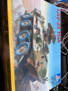 Italeri LAV-25 TUA 265 Modellbausatz im Maßstab 1:35 - Bild 1 von 2