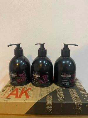 Lot of 3 TRESemme Runway Collection Body & Bounce Lotion Max the Volume Lotion - Image 1 of 2