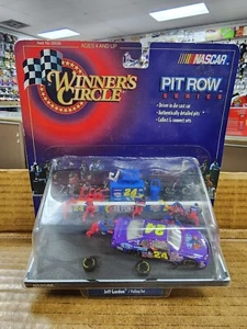 1999 Winner's Circle Jeff Gordon #24 Superman Pit Row Series 1:64 Scale - Picture 1 of 3