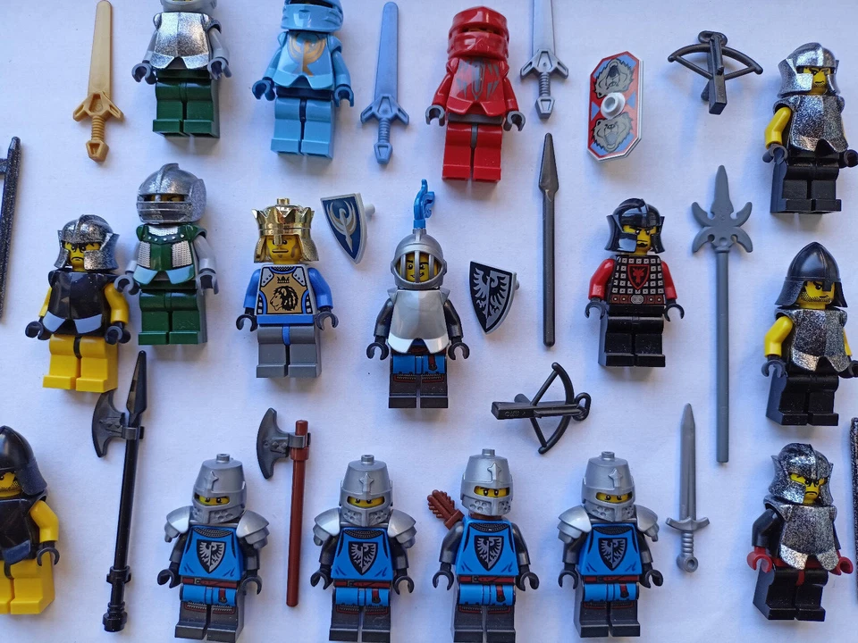Lego® Falkenritter und Knights Kingdom Ritter Figuren zur Auswahl Black Falcons - Bild 1 von 1