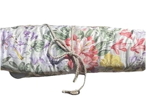 VTG Christian Dior Silk Floral Lingerie Fold-Up Storage Bag w Quilted Interior - Photo 1 sur 6