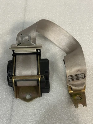 97-03 Jaguar XK8 XKR X100 cinturón de seguridad trasero derecho retractor pierna OEM Foto 1 de 2