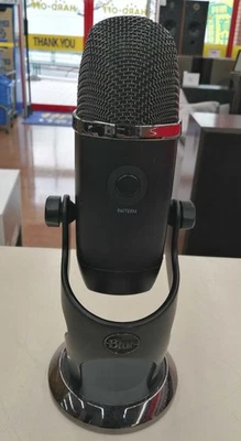 BLUE YETI A00104 USB Condenser Microphone - Versatile - Image 1 of 4
